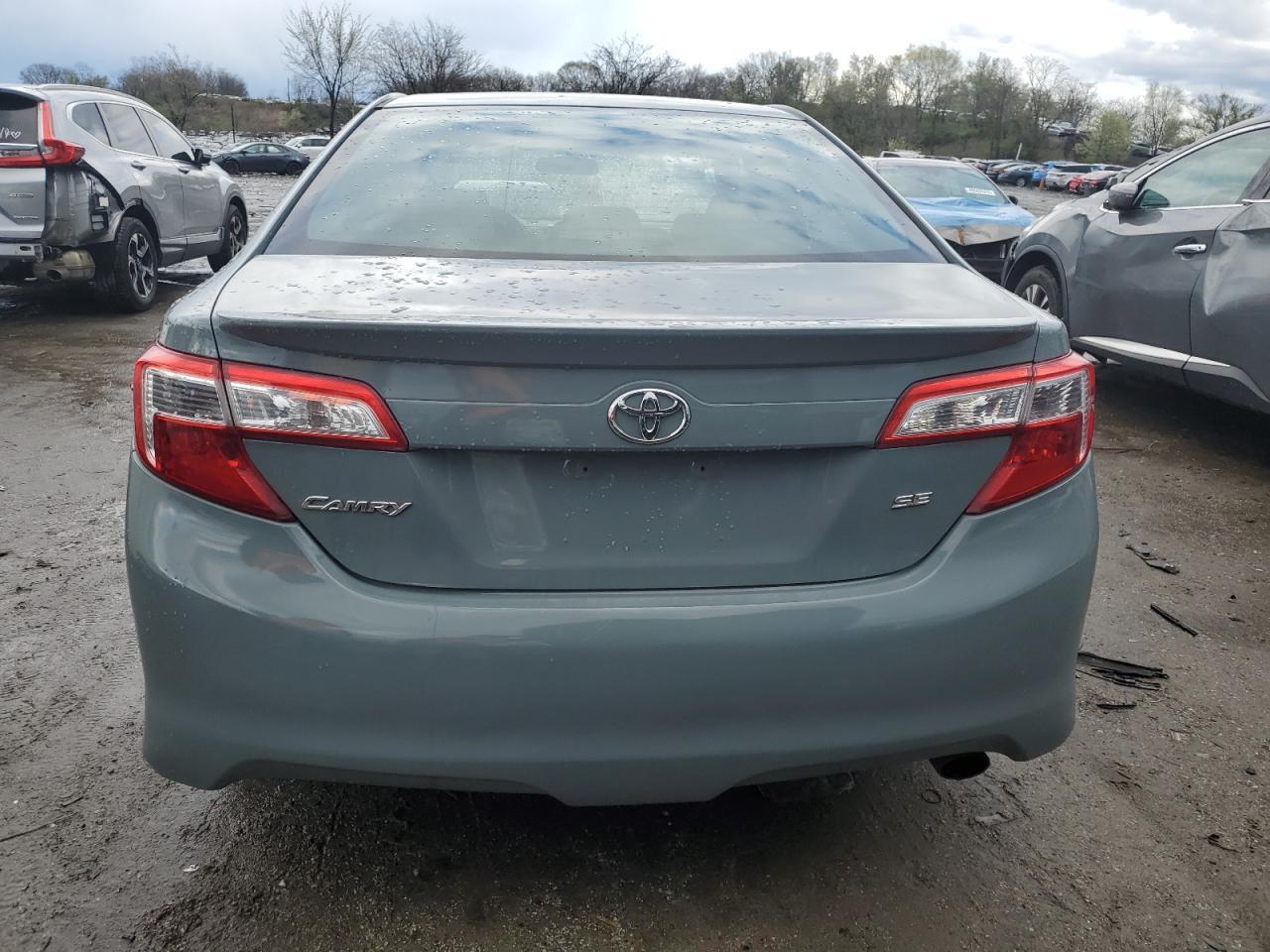 2014 TOYOTA CAMRY L - Image 6