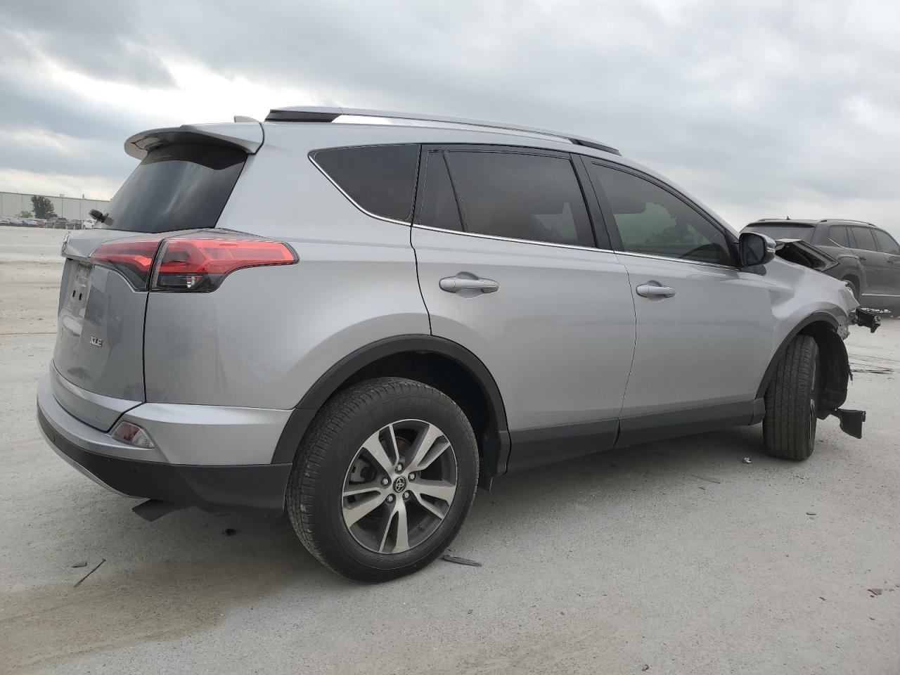 2018 TOYOTA RAV4 ADVEN - Фото 3