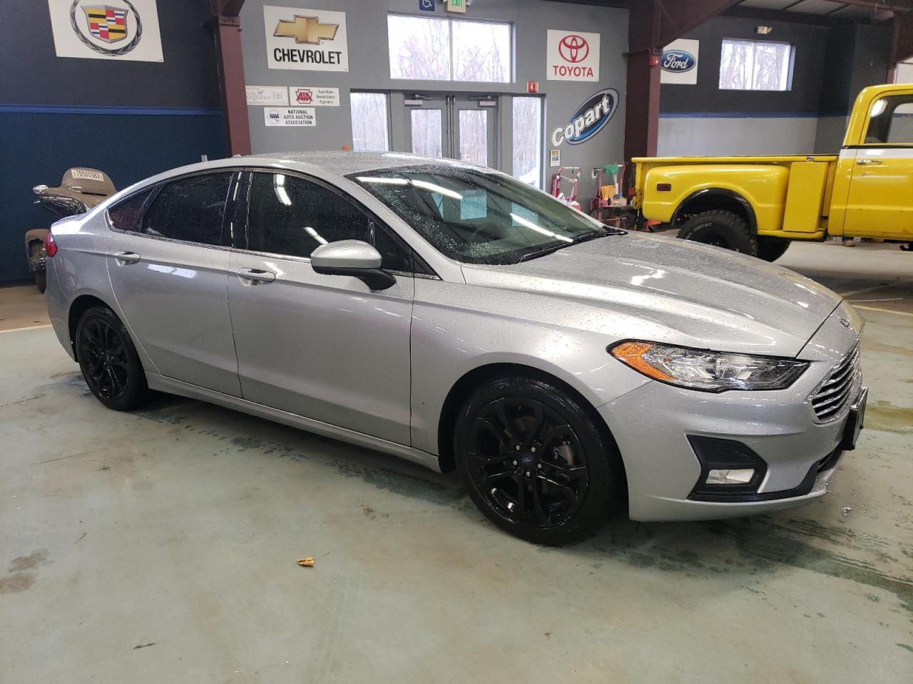 2020 FORD FUSION SE - Фото 4