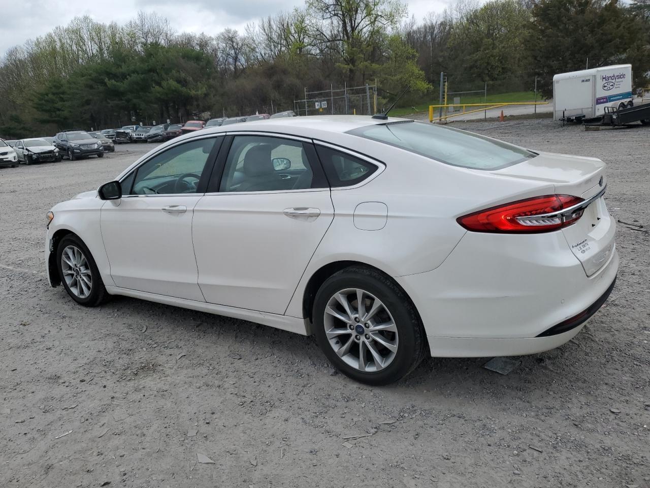 2017 FORD FUSION SE - Фото 2