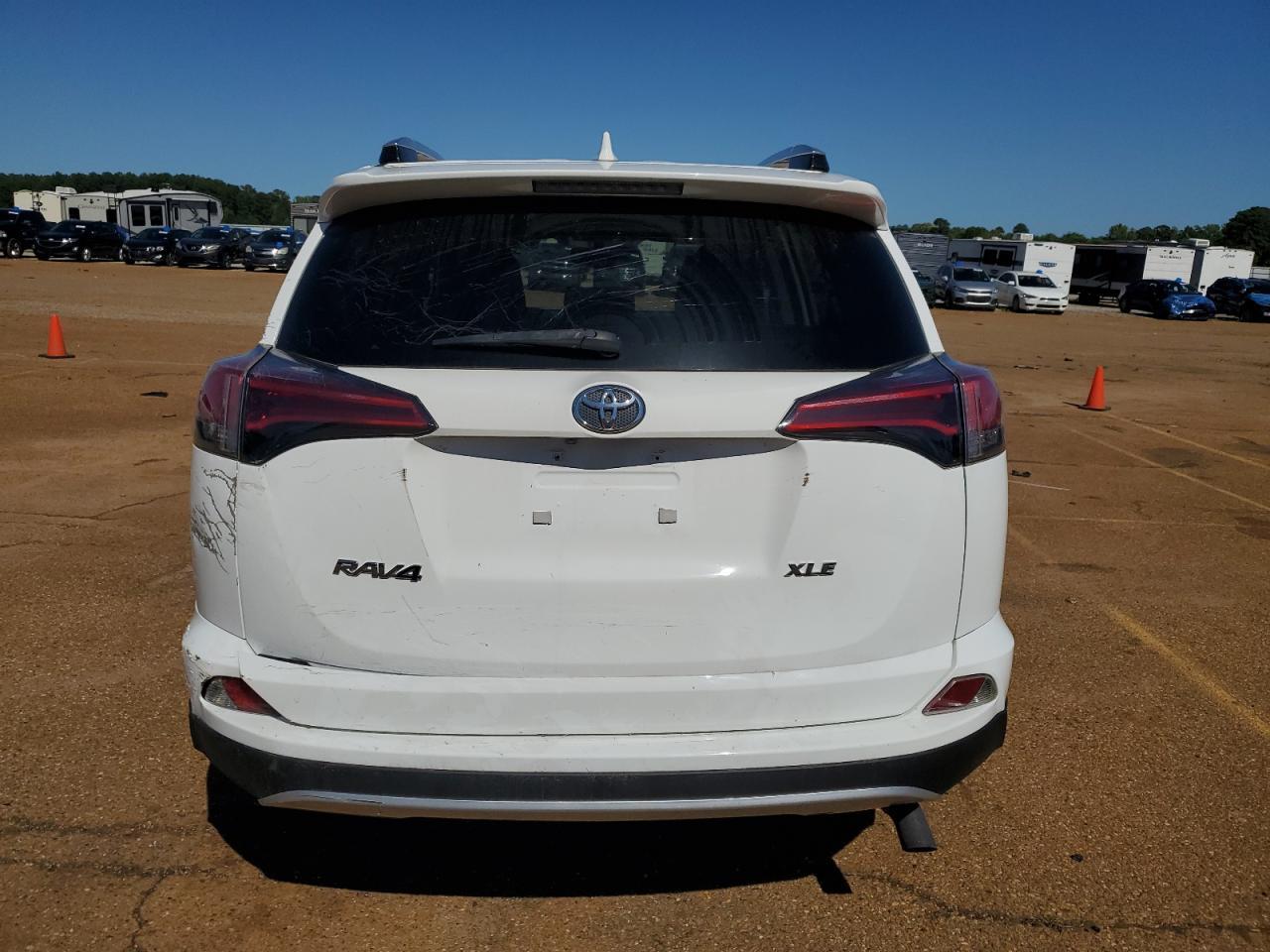 2016 TOYOTA RAV4 XLE - Фото 6