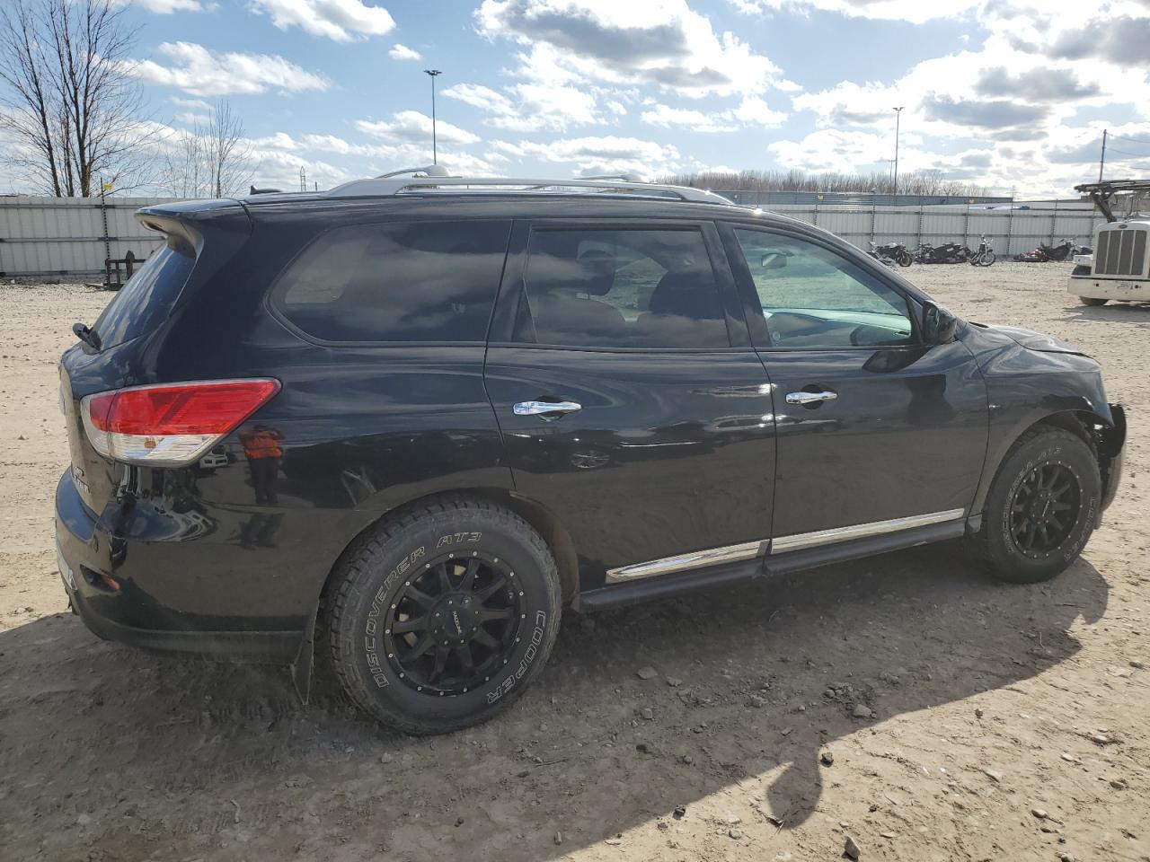 2013 NISSAN PATHFINDER - Image 3