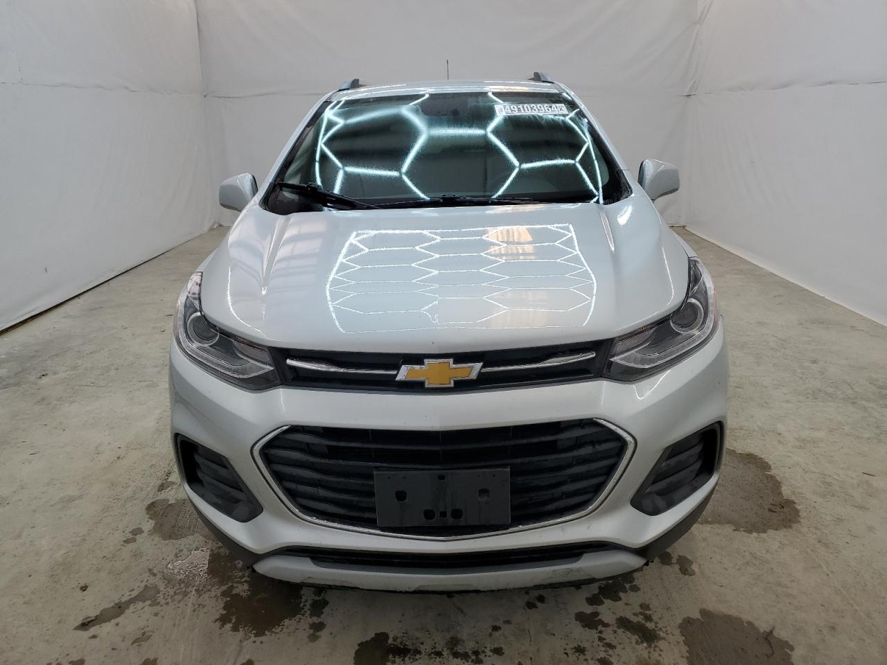 2019 CHEVROLET TRAX 1LT - Фото 5