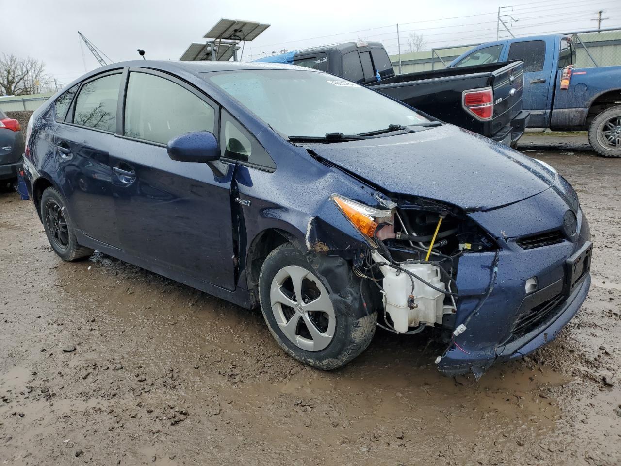 2015 TOYOTA PRIUS - Фото 4