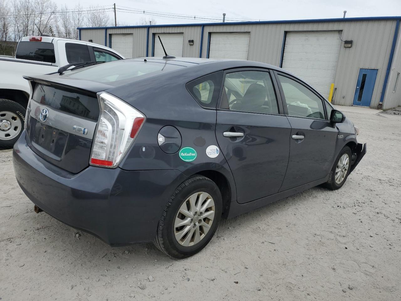 2013 TOYOTA PRIUS PLUG - Фото 3