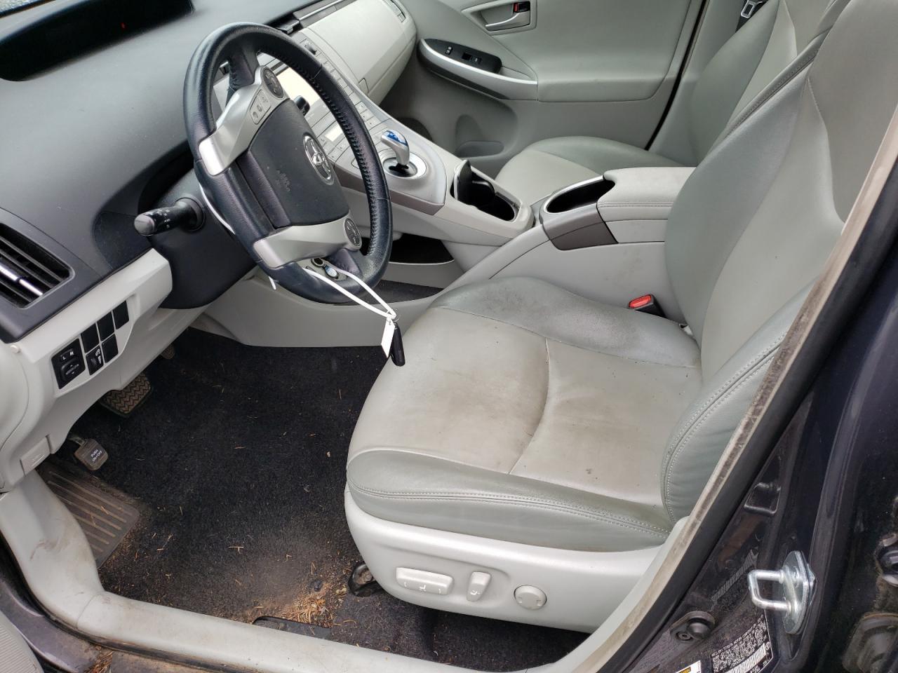2015 TOYOTA PRIUS - Фото 7