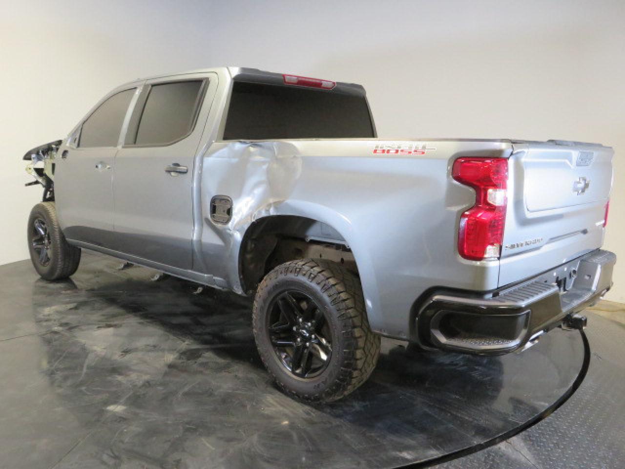 2021 CHEVROLET SILVERADO - Фото 3