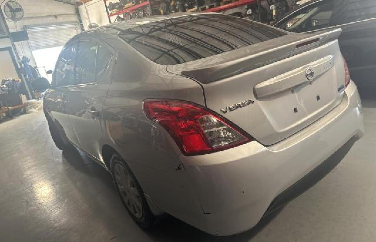 2016 NISSAN VERSA S - Image 3