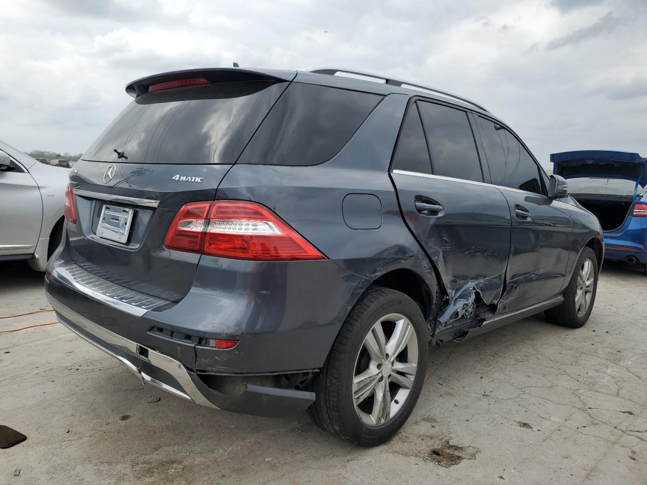 2013 MERCEDES-BENZ ML 350 4MA - Image 3