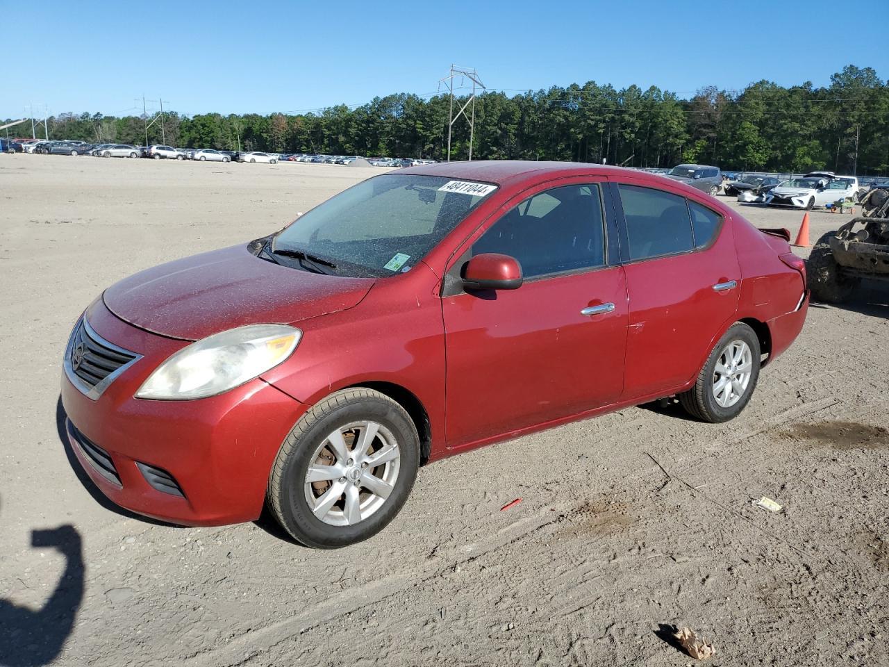 2014 NISSAN VERSA S