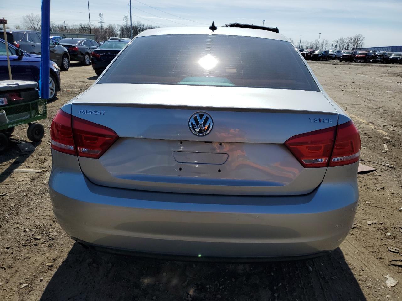 2014 VOLKSWAGEN PASSAT SE - Фото 6