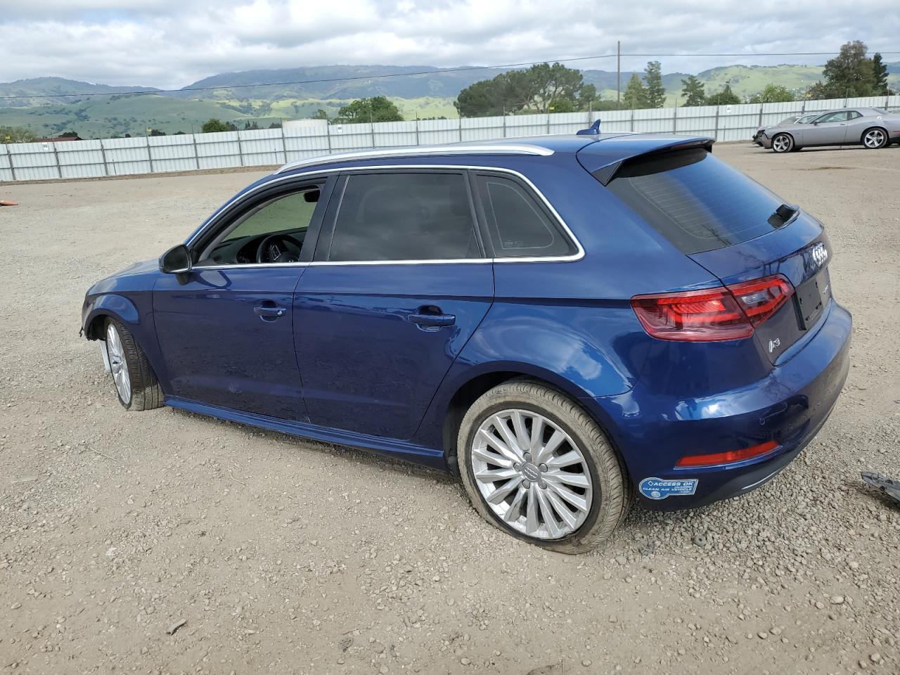 2016 AUDI A3 E-TRON - Image 2