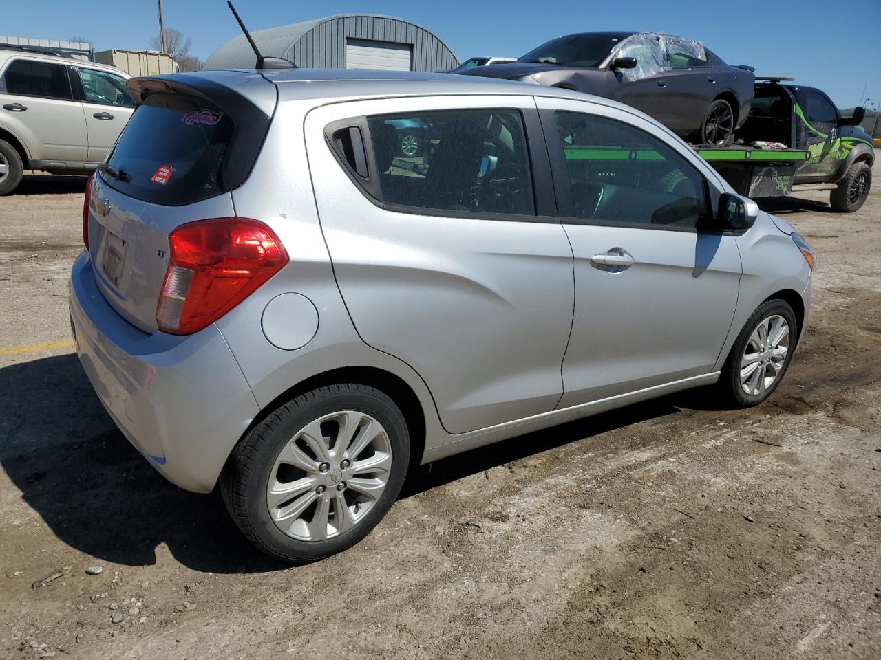 2018 CHEVROLET SPARK 1LT - Фото 3