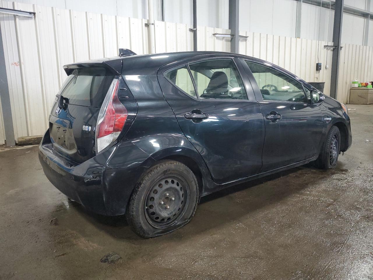 2016 TOYOTA PRIUS C - Фото 3