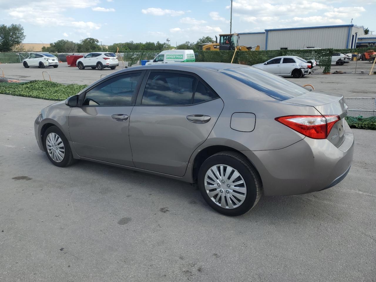 2015 TOYOTA COROLLA L - Фото 2