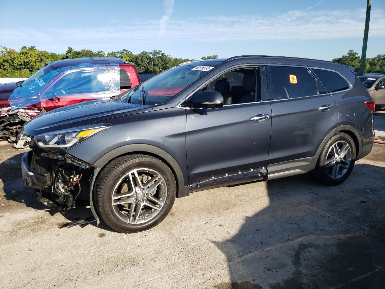 2017 HYUNDAI SANTA FE S car image