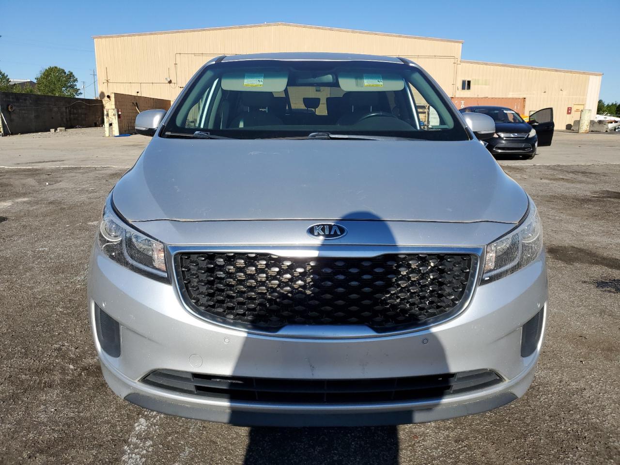 2017 KIA SEDONA LX - Image 5