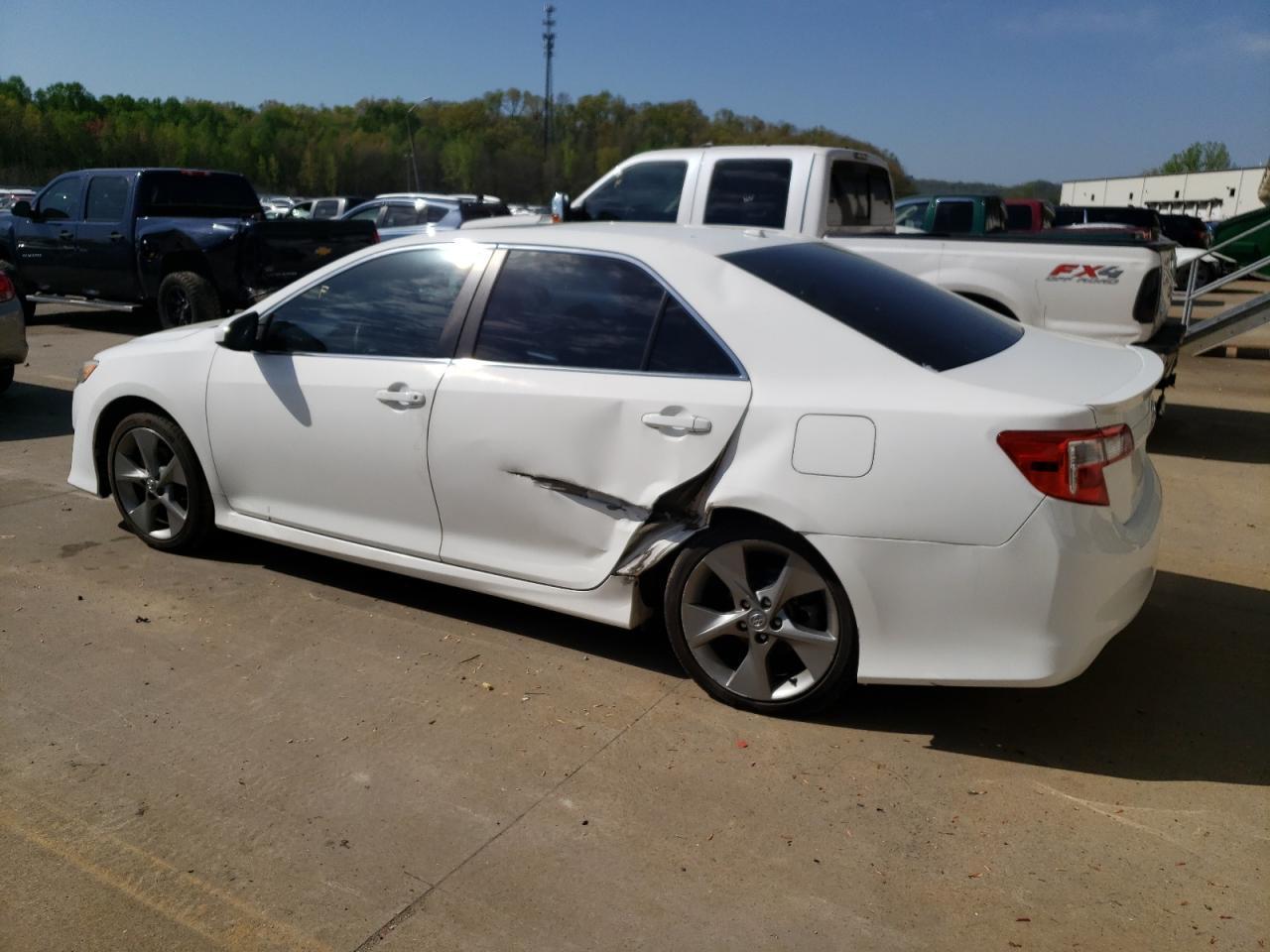 2012 TOYOTA CAMRY SE - Image 2
