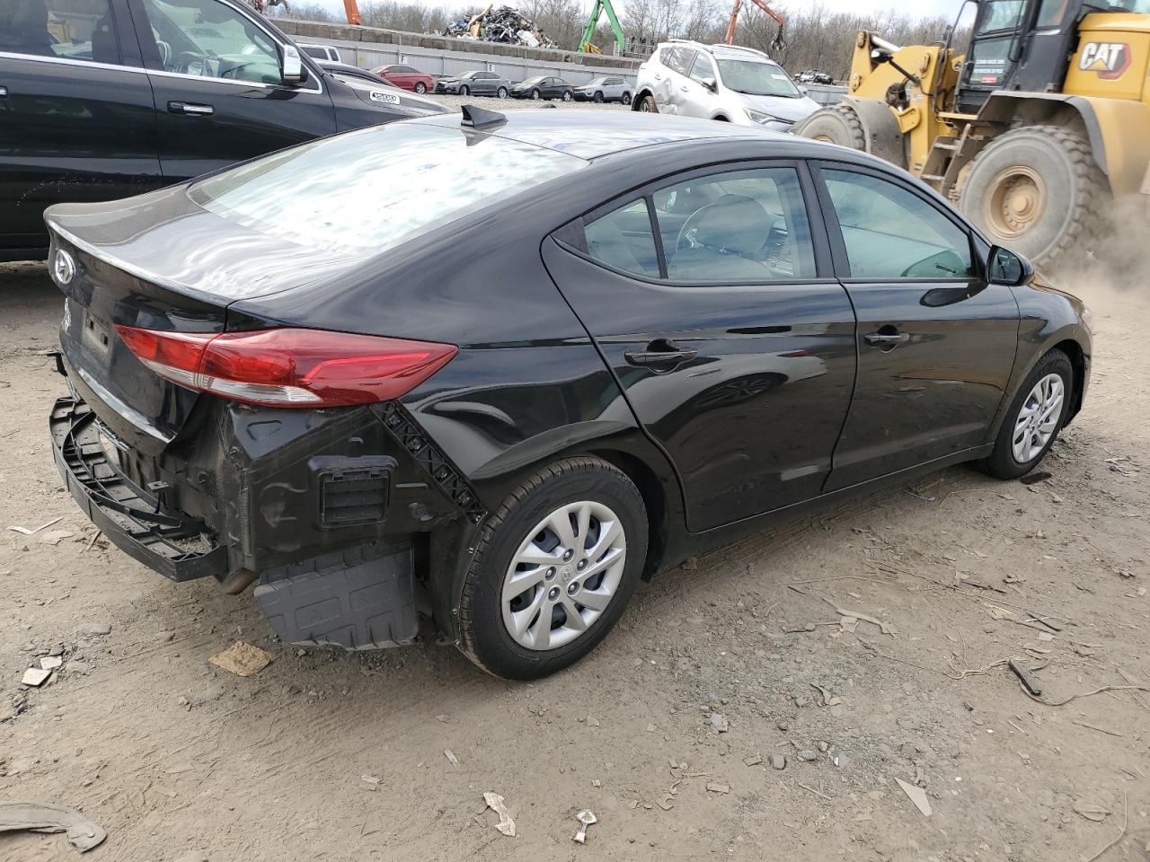 2017 HYUNDAI ELANTRA SE - Фото 3