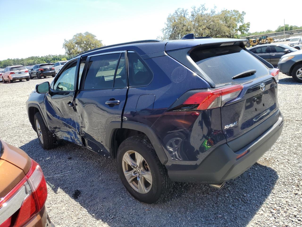 2022 TOYOTA RAV4 XLE - Image 2