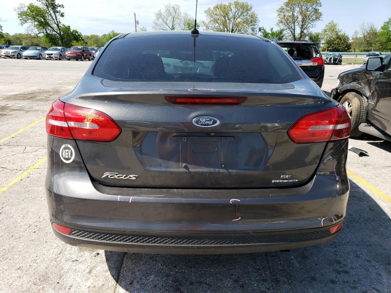 2016 FORD FOCUS SE - Image 6