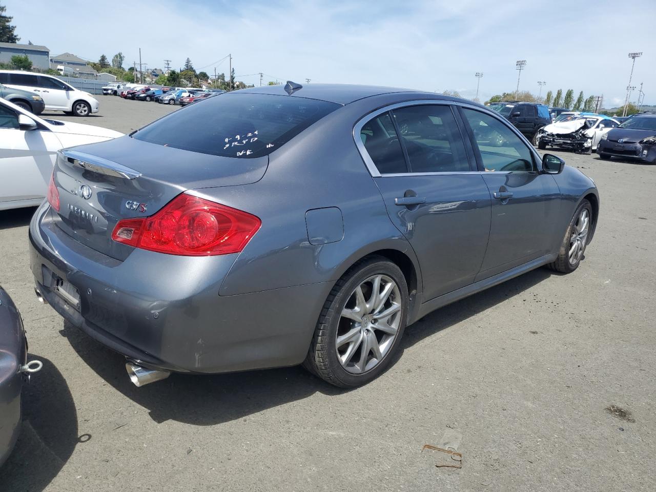2012 INFINITI G37 BASE - Image 3