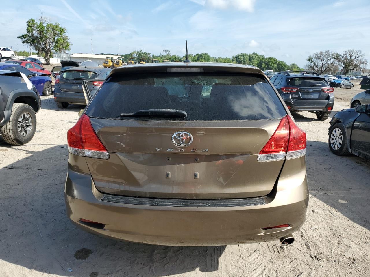 2011 TOYOTA VENZA - Фото 6