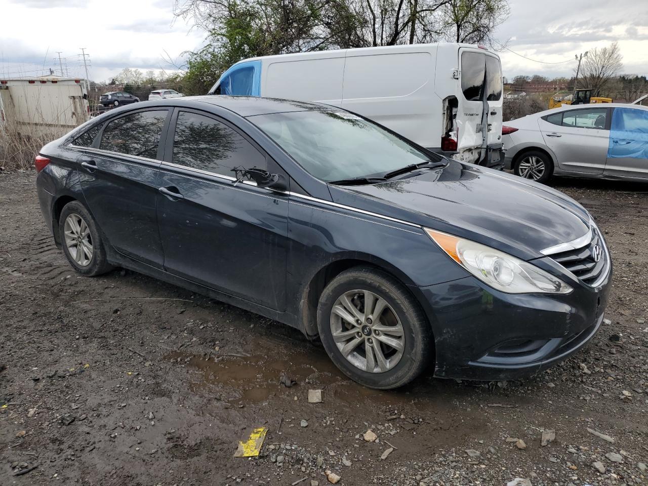 2013 HYUNDAI SONATA GLS - Фото 4