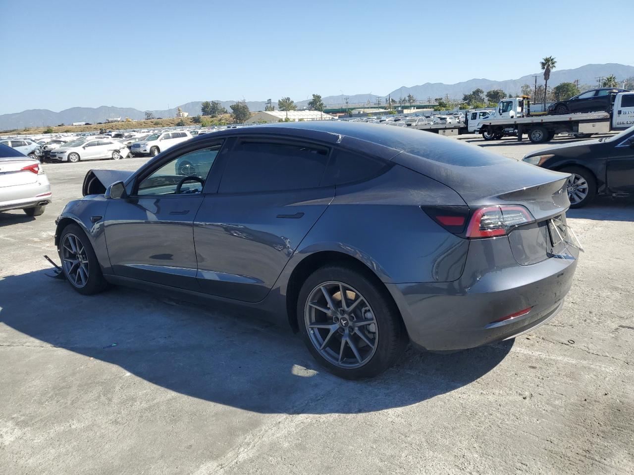 2023 TESLA MODEL 3 - Фото 2