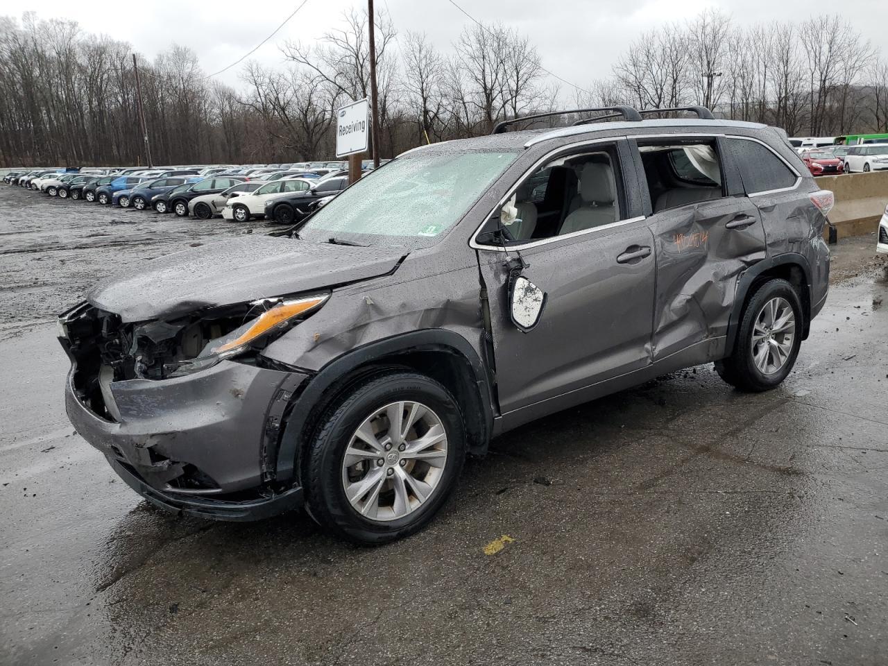 2014 TOYOTA HIGHLANDER