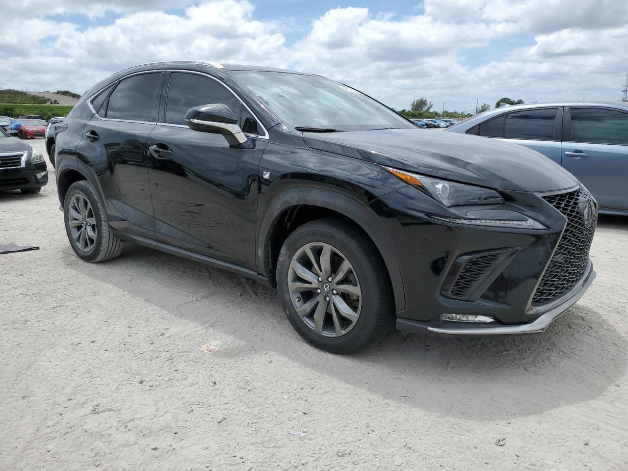 2020 LEXUS NX 300 F-S - Фото 4