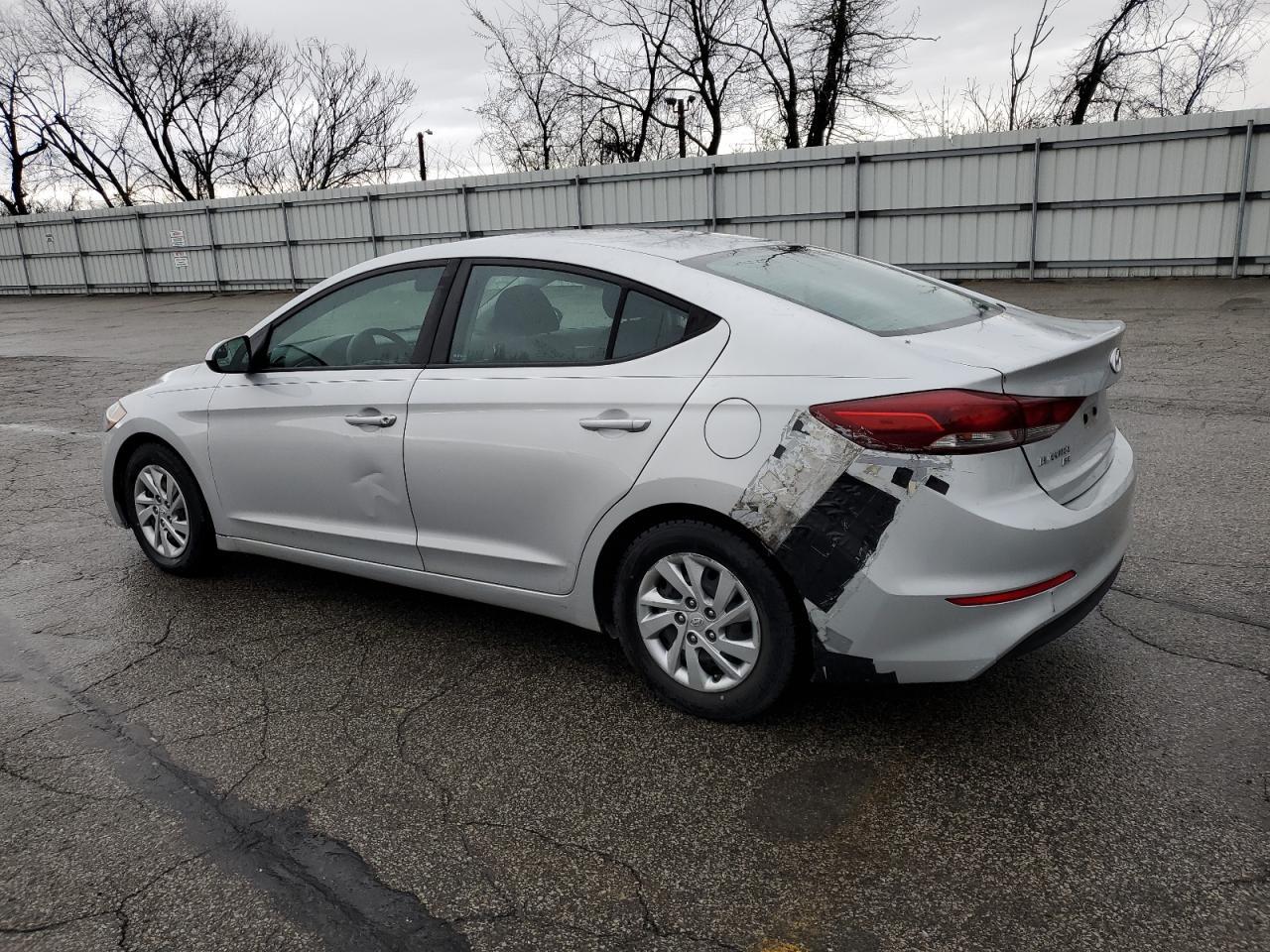 2018 HYUNDAI ELANTRA SE - Фото 2