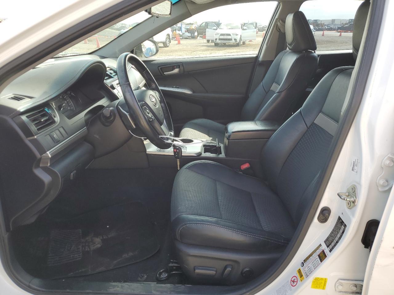 2014 TOYOTA CAMRY L - Фото 7
