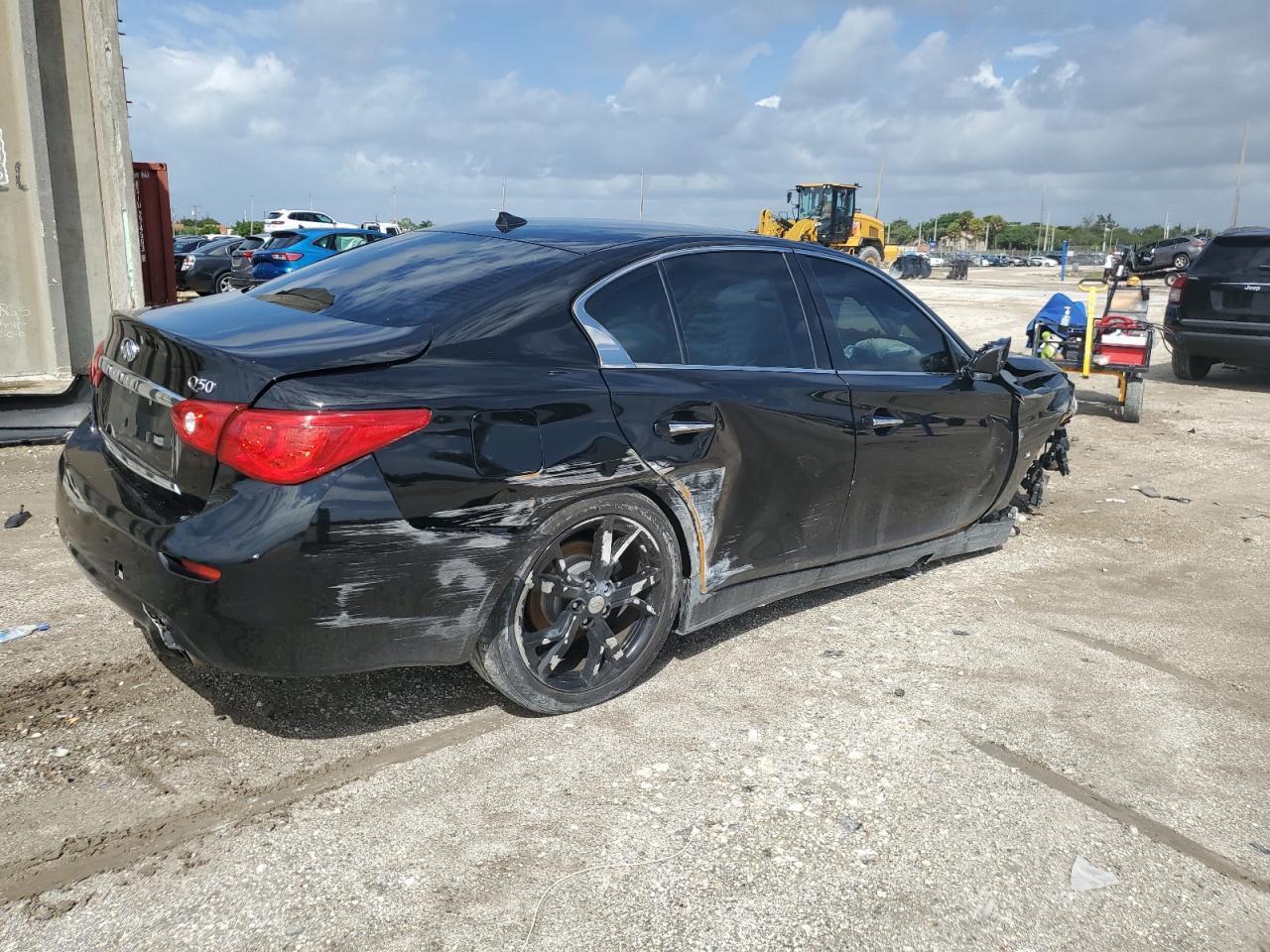 2015 INFINITI Q50 BASE - Фото 3