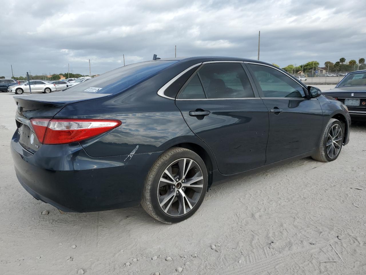 2017 TOYOTA CAMRY LE - Image 3