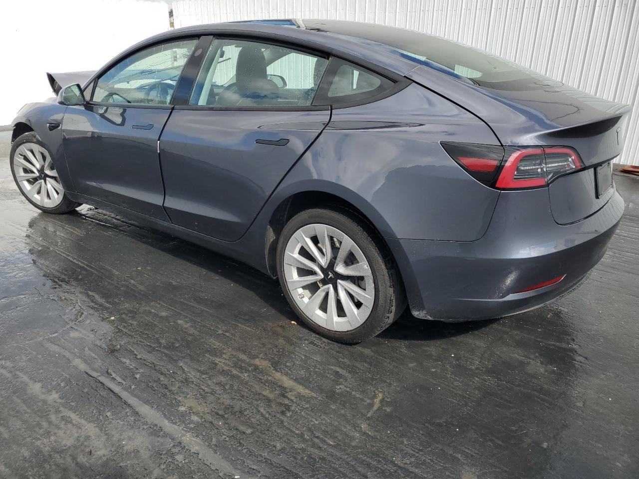2023 TESLA MODEL 3 - Фото 2