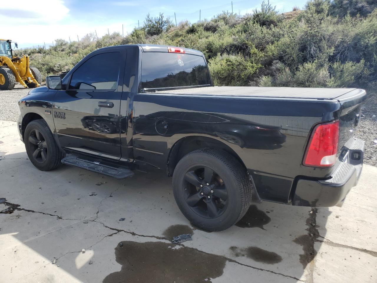 2017 RAM 1500 ST - Фото 2