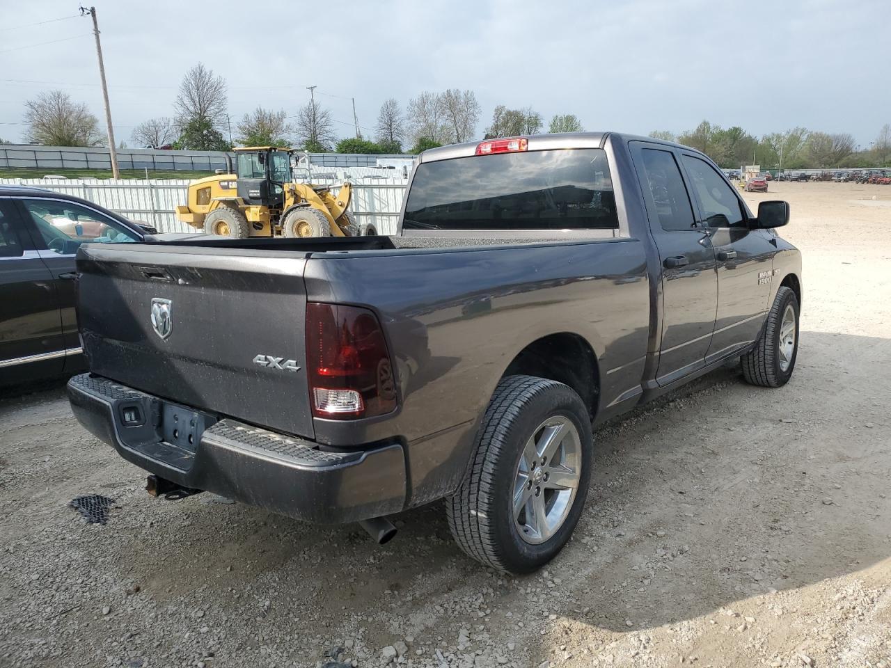 2018 RAM 1500 ST - Фото 3