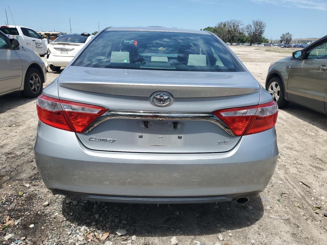 2016 TOYOTA CAMRY LE - Фото 6