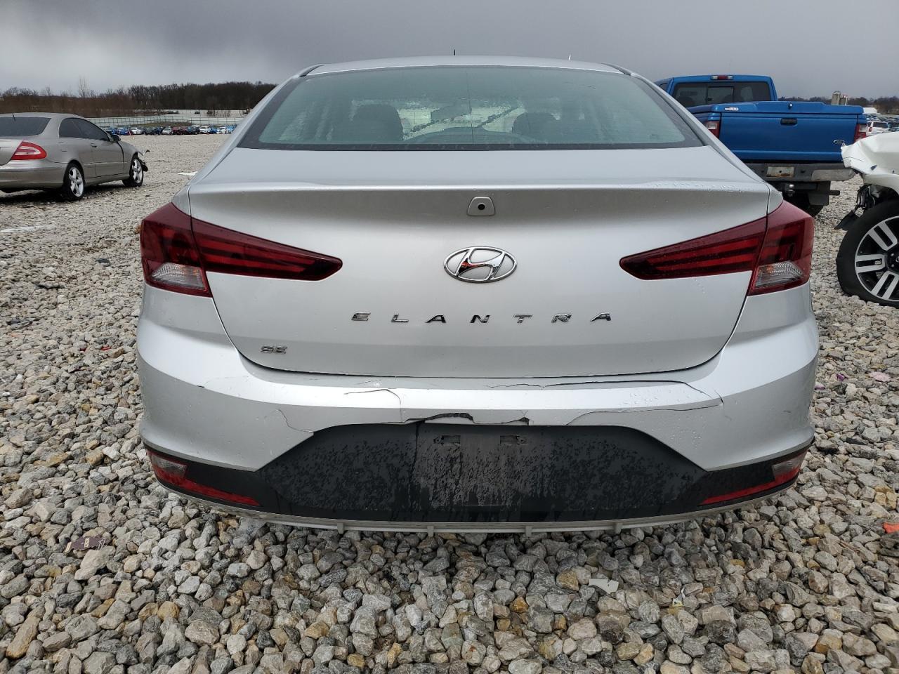 2019 HYUNDAI ELANTRA SE - Фото 6