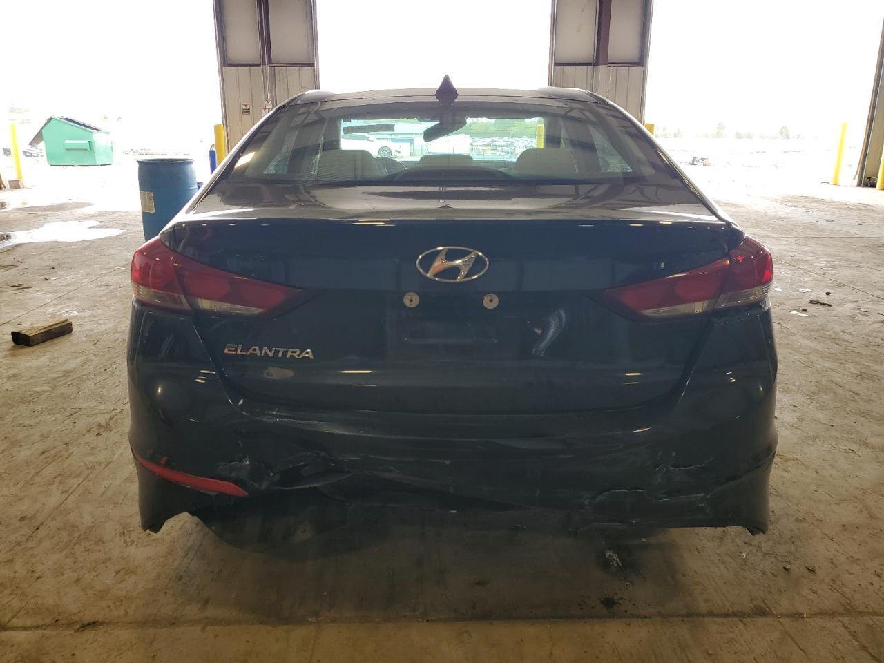 2018 HYUNDAI ELANTRA SE - Image 6