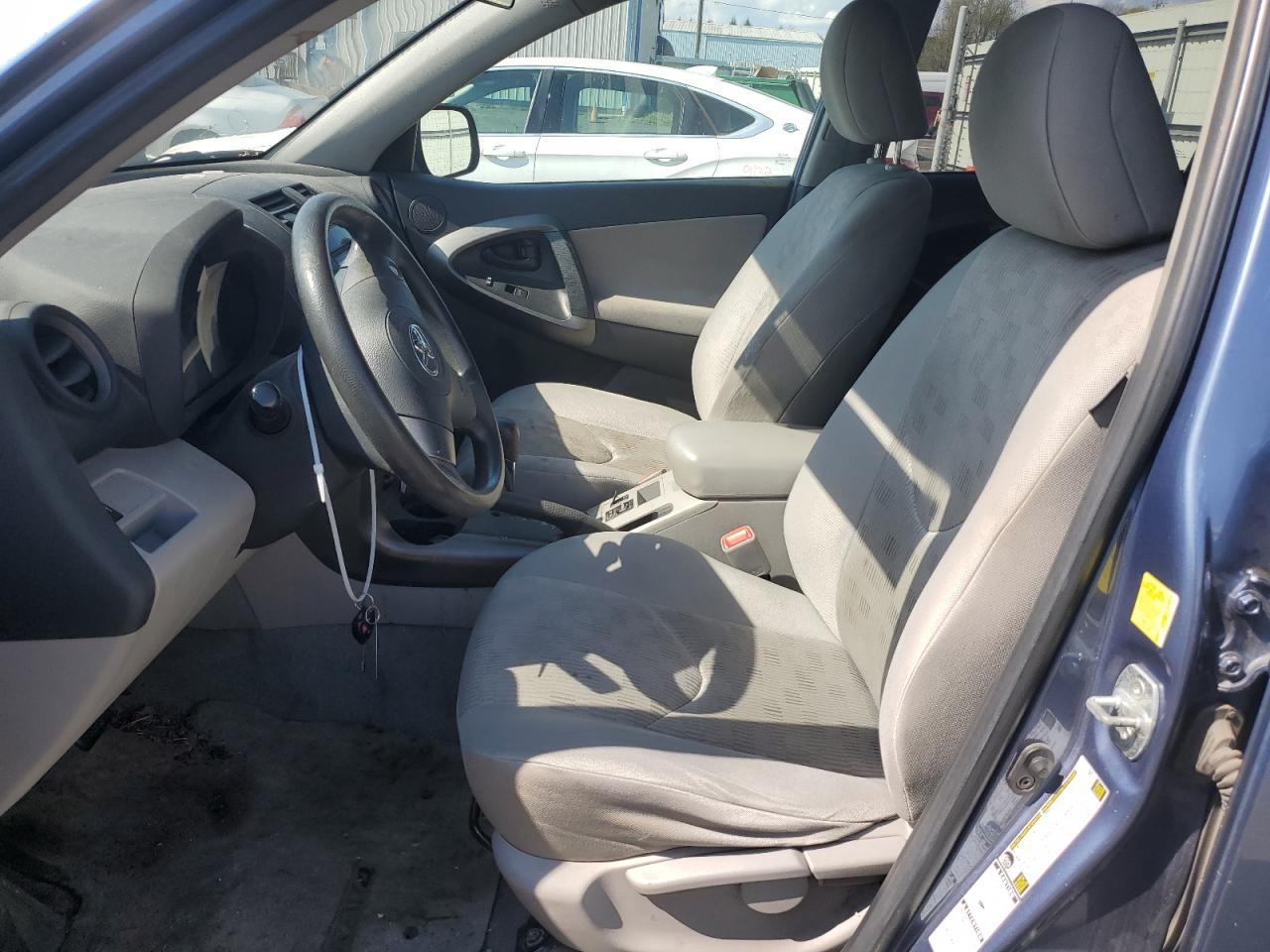2011 TOYOTA RAV4 - Image 7