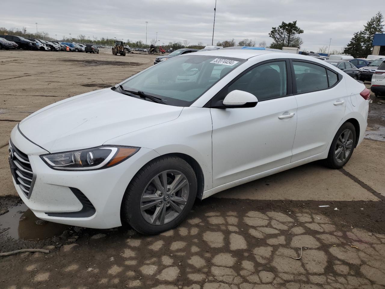 2018 HYUNDAI ELANTRA SE