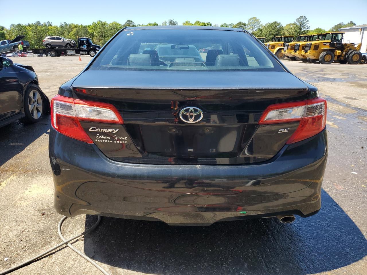 2012 TOYOTA CAMRY SE A - Image 6
