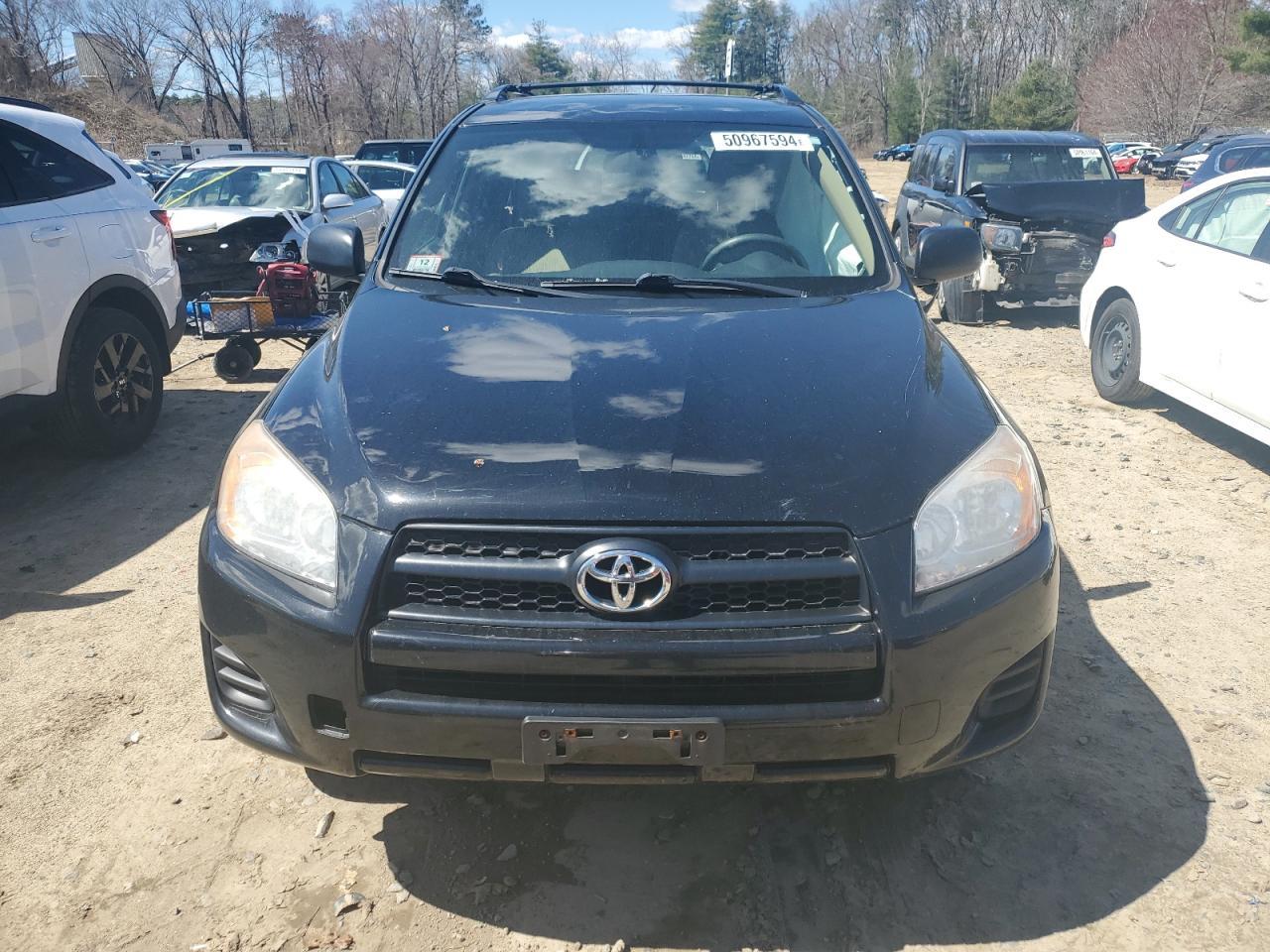 2011 TOYOTA RAV4 - Image 5