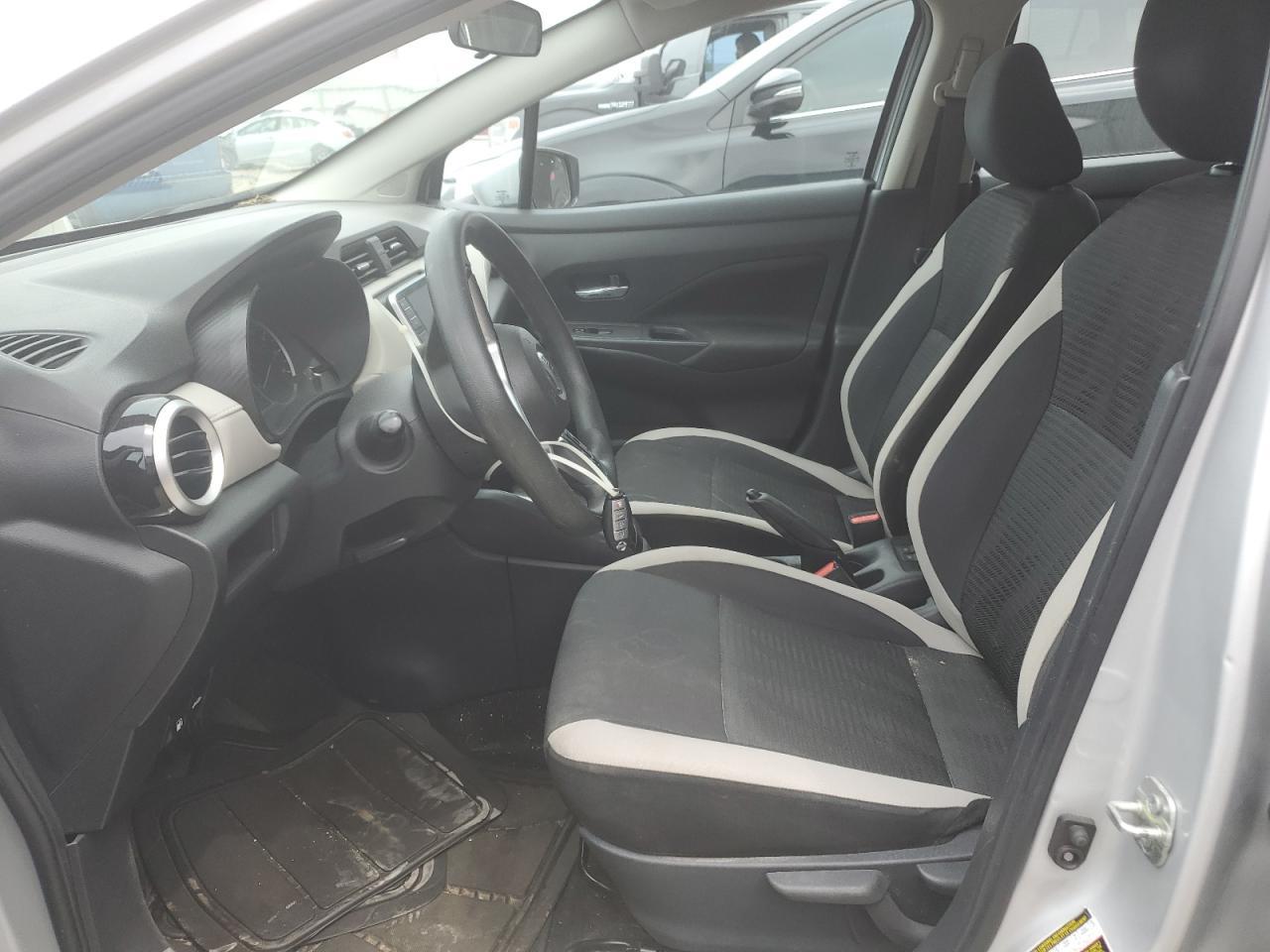 2021 NISSAN VERSA SV - Image 7