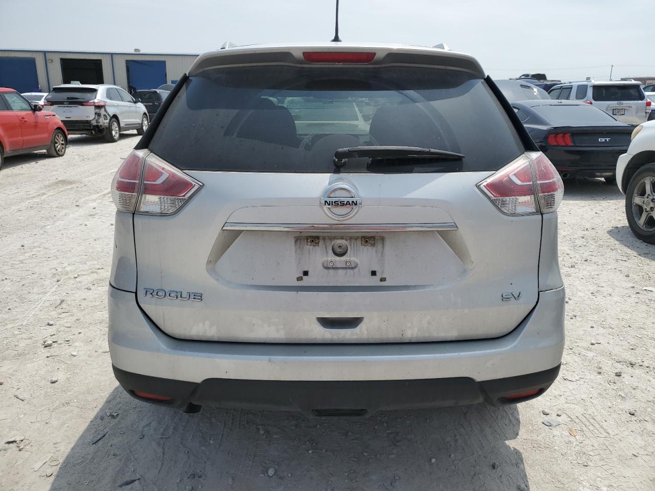 2016 NISSAN ROGUE S - Фото 6