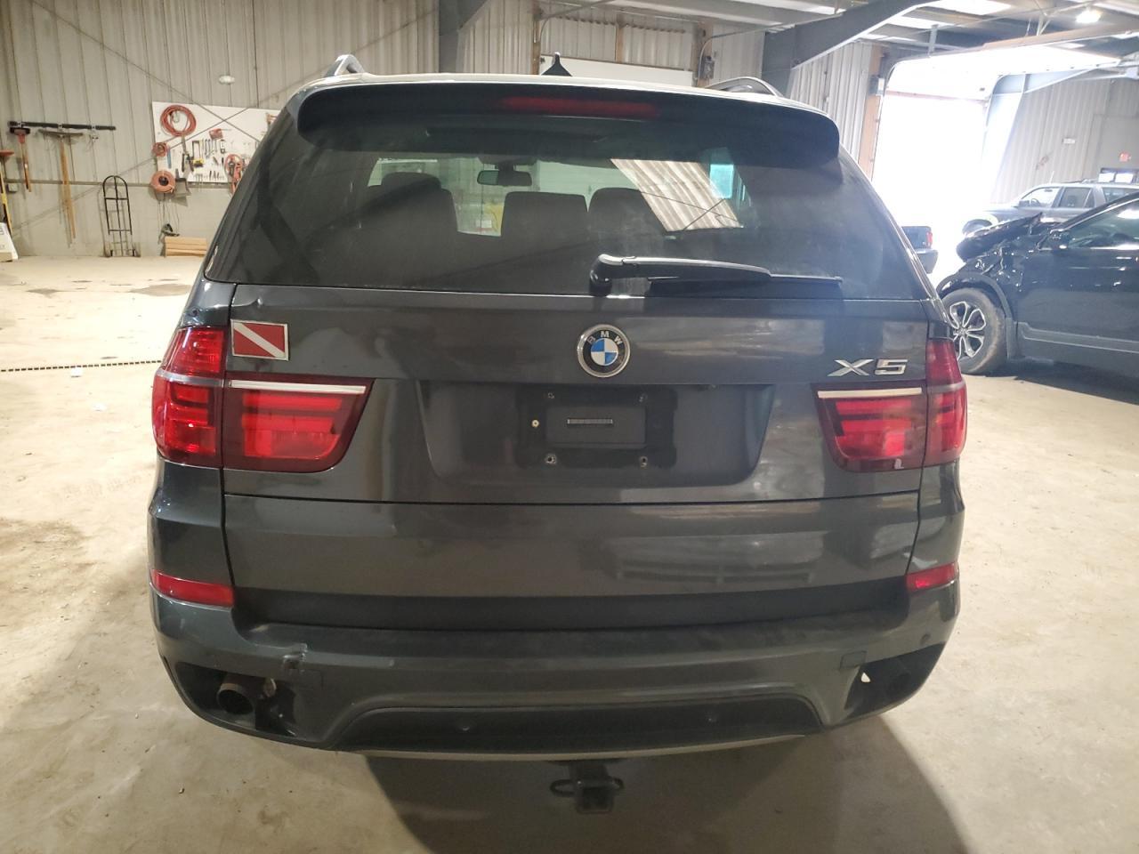 2011 BMW X5 XDRIVE3 - Image 6