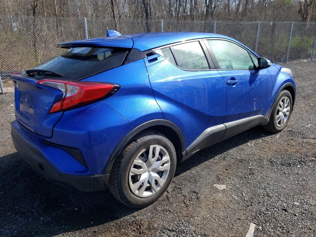 2019 TOYOTA C-HR XLE - Image 3