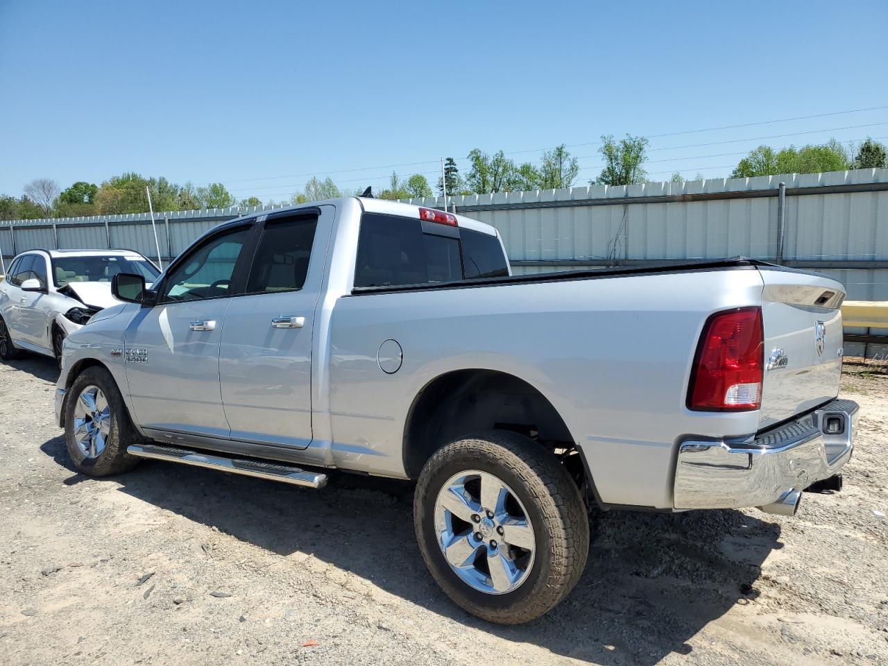 2017 RAM 1500 SLT - Фото 2